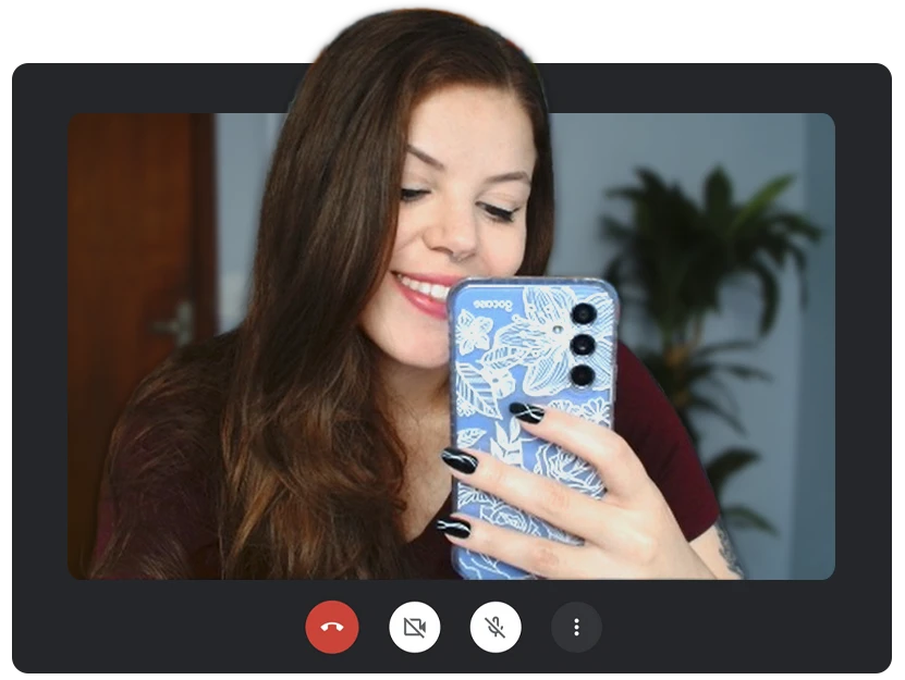 Foto da Psicóloga Mayara Dutra em Atendimento Online